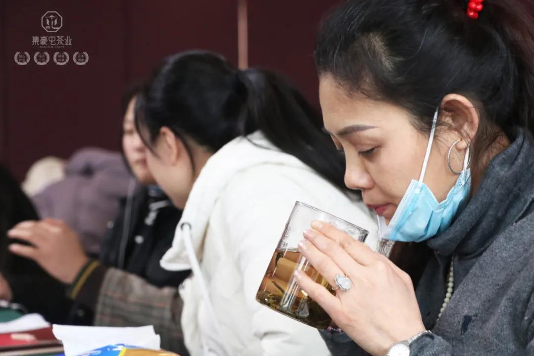 重產品重服務|集豪屯新年茶會鄭州站完美落幕