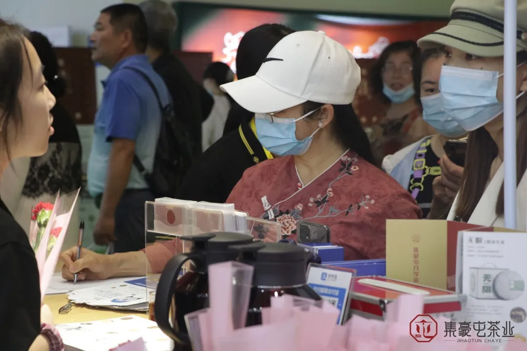 母親節,讓我們以茶敬愛